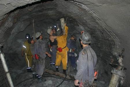 聂荣工程爆破中的危险因素分析以及应对工程爆破危险的措施